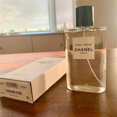 Chanel venise perfume review